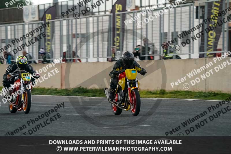 cadwell no limits trackday;cadwell park;cadwell park photographs;cadwell trackday photographs;enduro digital images;event digital images;eventdigitalimages;no limits trackdays;peter wileman photography;racing digital images;trackday digital images;trackday photos